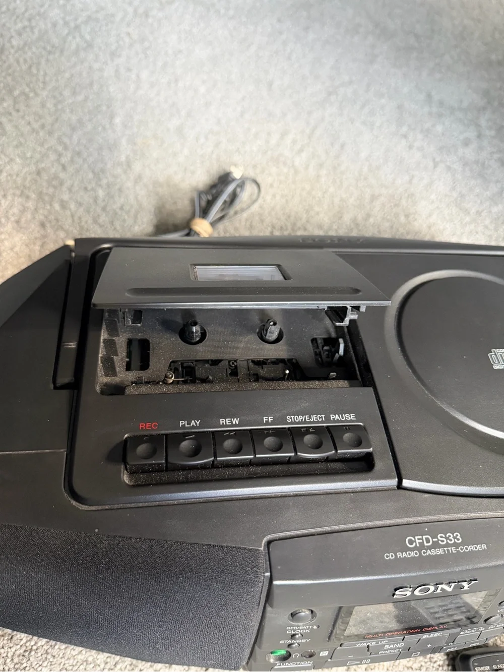 Sony CFD-S33 CD Radio Cassette Corder Boombox Mega Bass w/ Remote